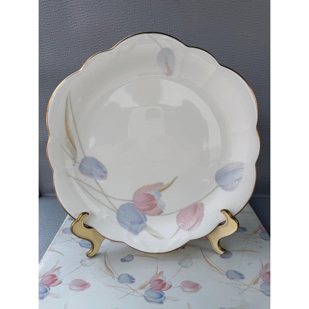 Mikasa Swiss Garden Bone China Salad Plate Gold Trim Scalloped Tulip Japan